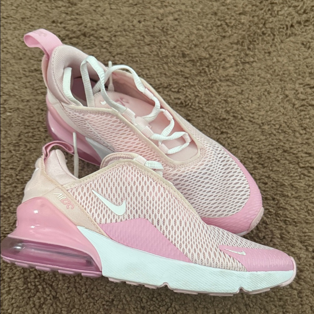 Like new- Nike Air Max 270 in Pink and White